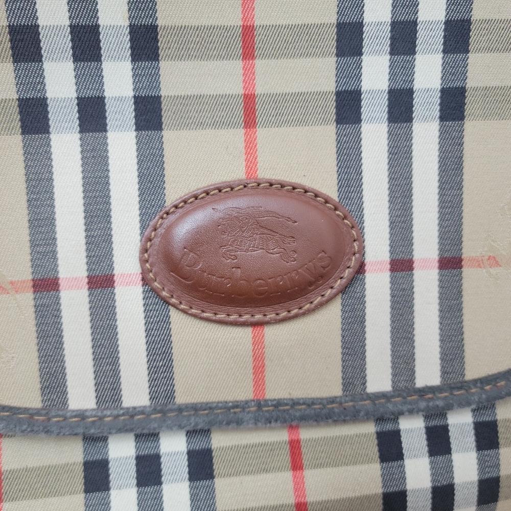 100% Authentic vintage Burberrys nova check crossbody bag - Picture 11 of 16